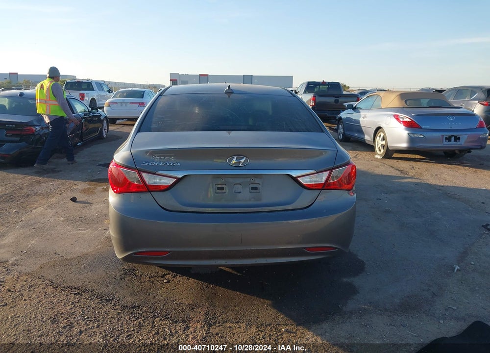 2013 HYUNDAI SONATA GLS VIN: 5NPEB4AC6DH771765