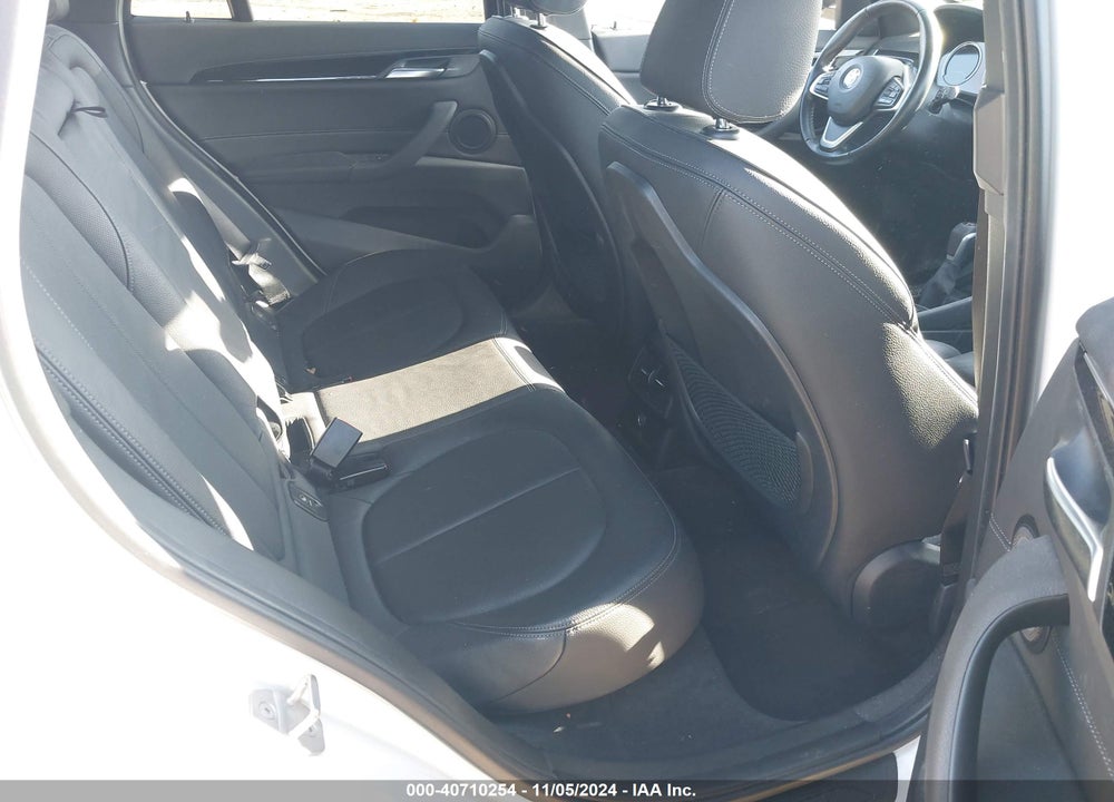2018 BMW X1 XDRIVE28I VIN: WBXHT3C31J5L30383
