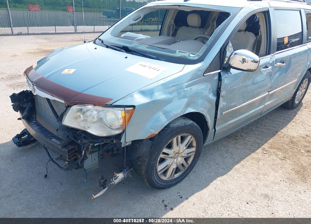 2008 CHRYSLER TOWN & COUNTRY LIMITED VIN: 2A8HR64X58R758882