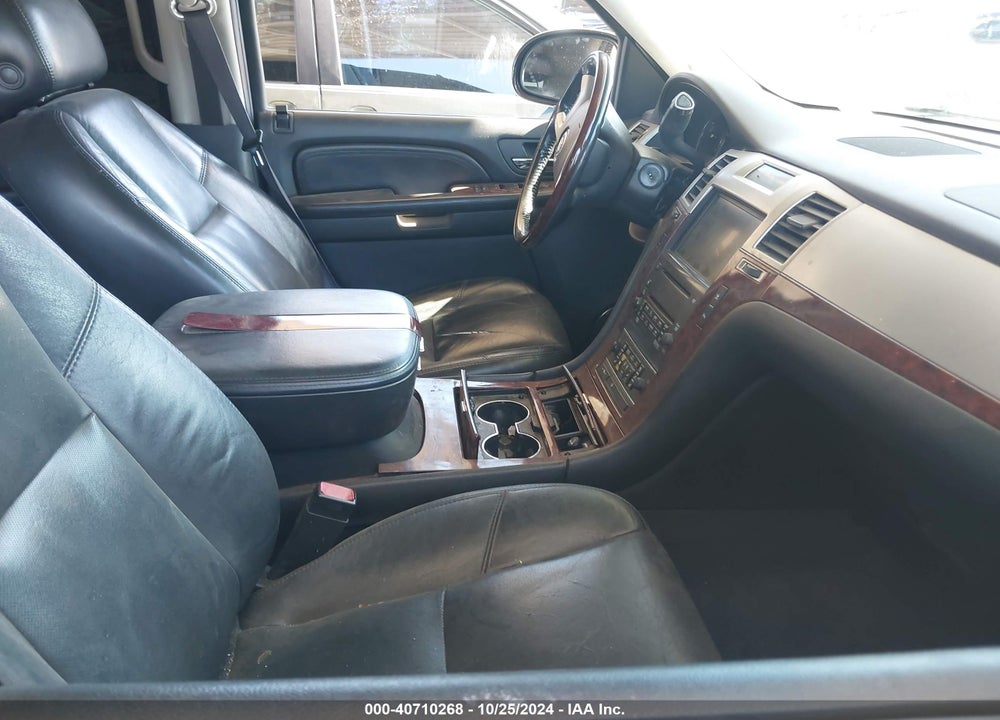 2007 CADILLAC ESCALADE STANDARD VIN: 1GYFK638X7R177549