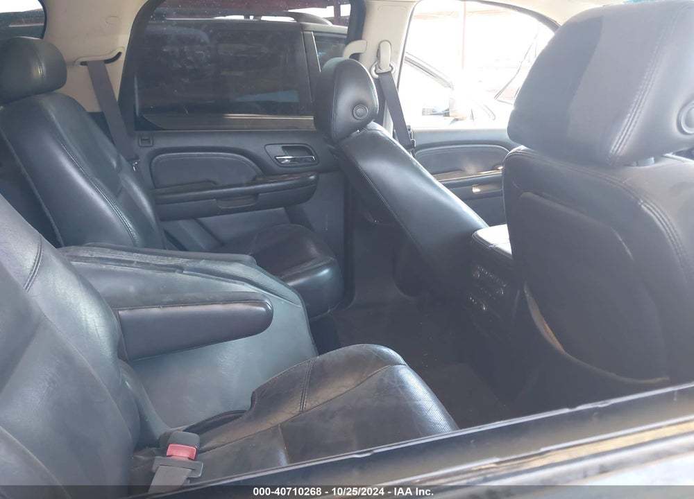 2007 CADILLAC ESCALADE STANDARD VIN: 1GYFK638X7R177549