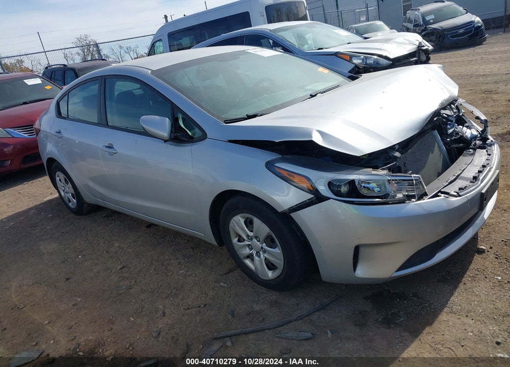 2018 KIA FORTE LX VIN: 3KPFL4A72JE213674