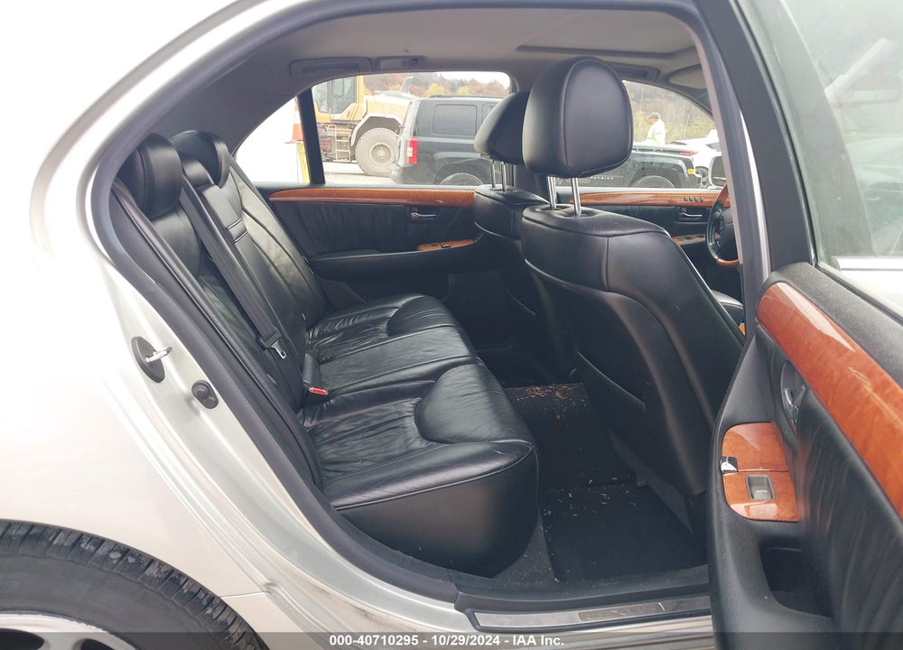 2001 LEXUS LS 430 VIN: JTHBN30F410025371