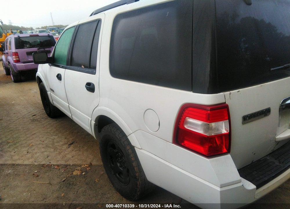 2008 FORD EXPEDITION XLT VIN: 1FMFU16588LA83996