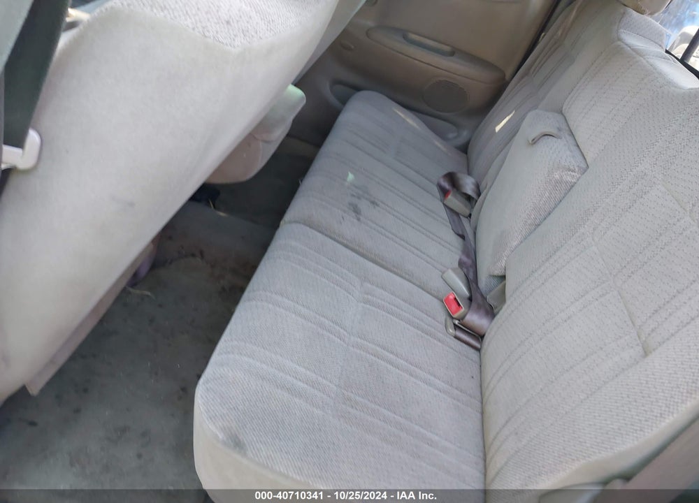 2001 TOYOTA TUNDRA SR5 V8 VIN: 5TBRT34161S144906