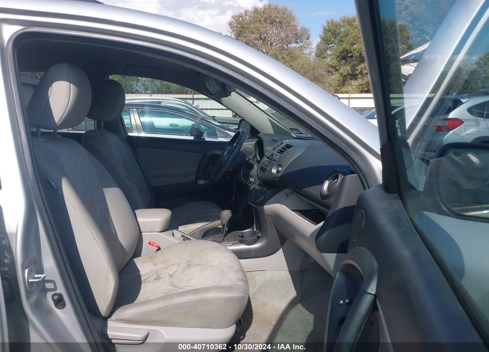 2011 TOYOTA RAV4 VIN: 2T3ZF4DV4BW072420