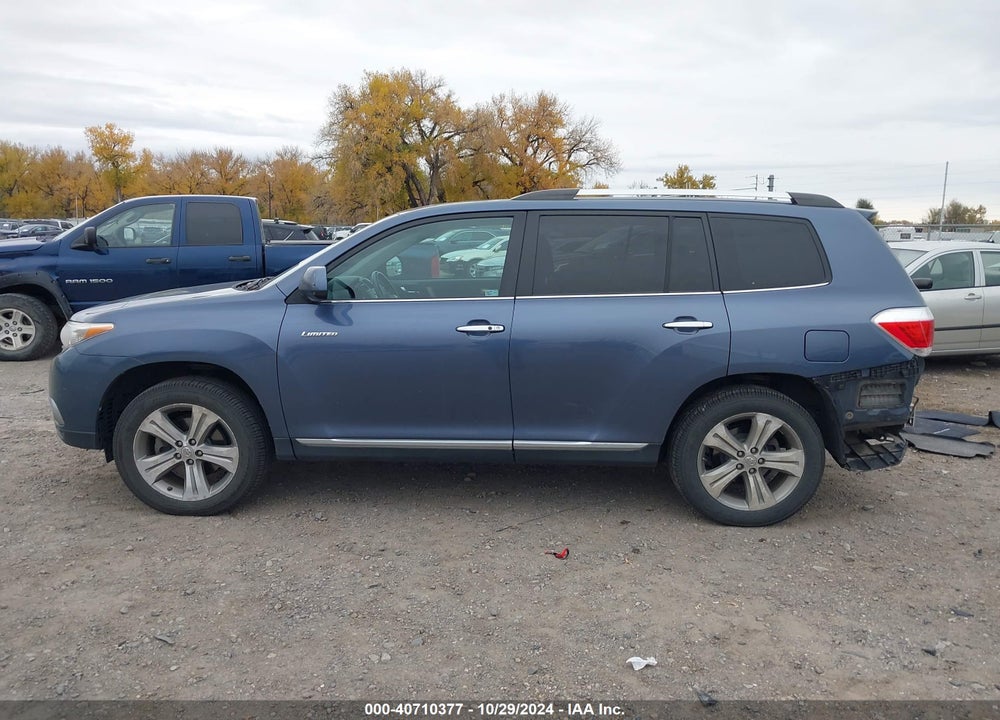 2011 TOYOTA HIGHLANDER LIMITED V6 VIN: 5TDDK3EH5BS092511