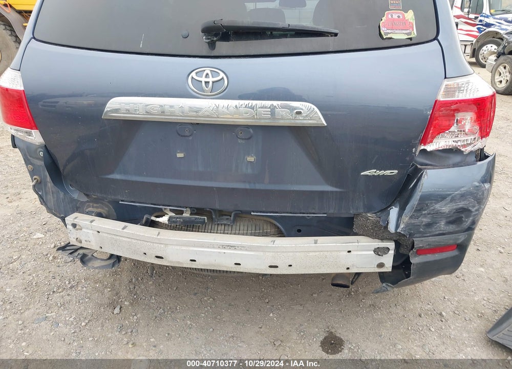 2011 TOYOTA HIGHLANDER LIMITED V6 VIN: 5TDDK3EH5BS092511