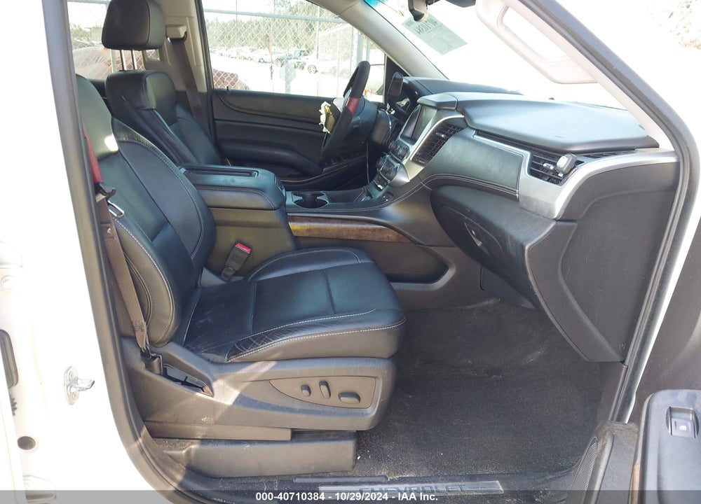2015 CHEVROLET TAHOE LT VIN: 1GNSKBKC7FR558235