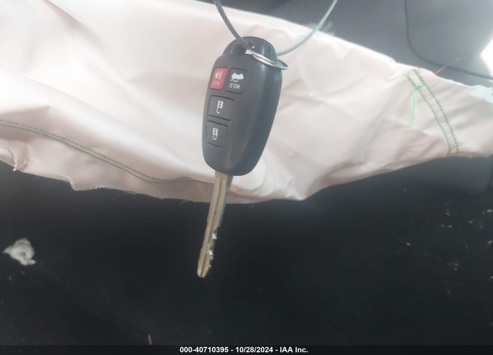 2012 TOYOTA CAMRY SE VIN: 4T1BF1FK8CU604412