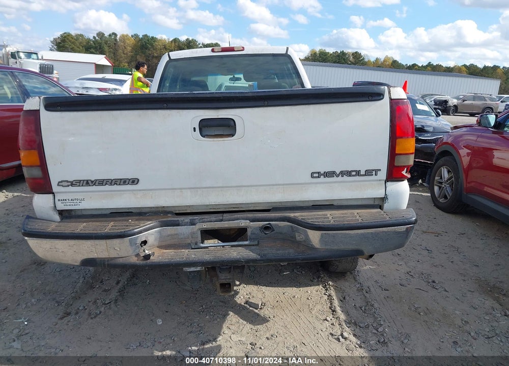 2002 CHEVROLET SILVERADO 2500HD VIN: 1GCHC23U92F105236