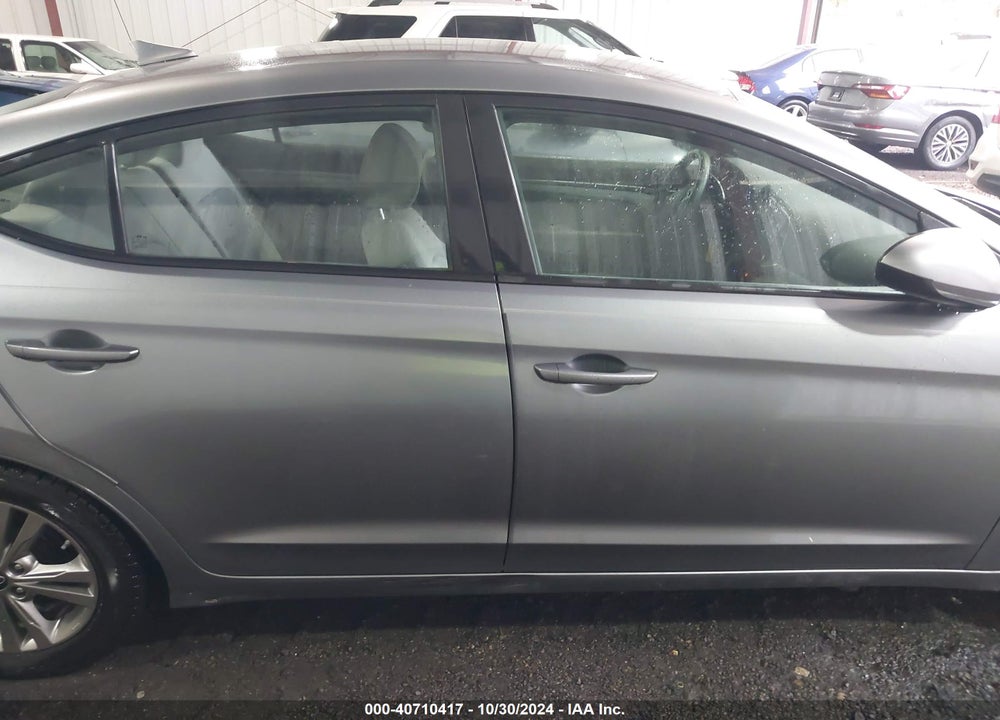 2017 HYUNDAI ELANTRA SE VIN: KMHD84LF1HU154069