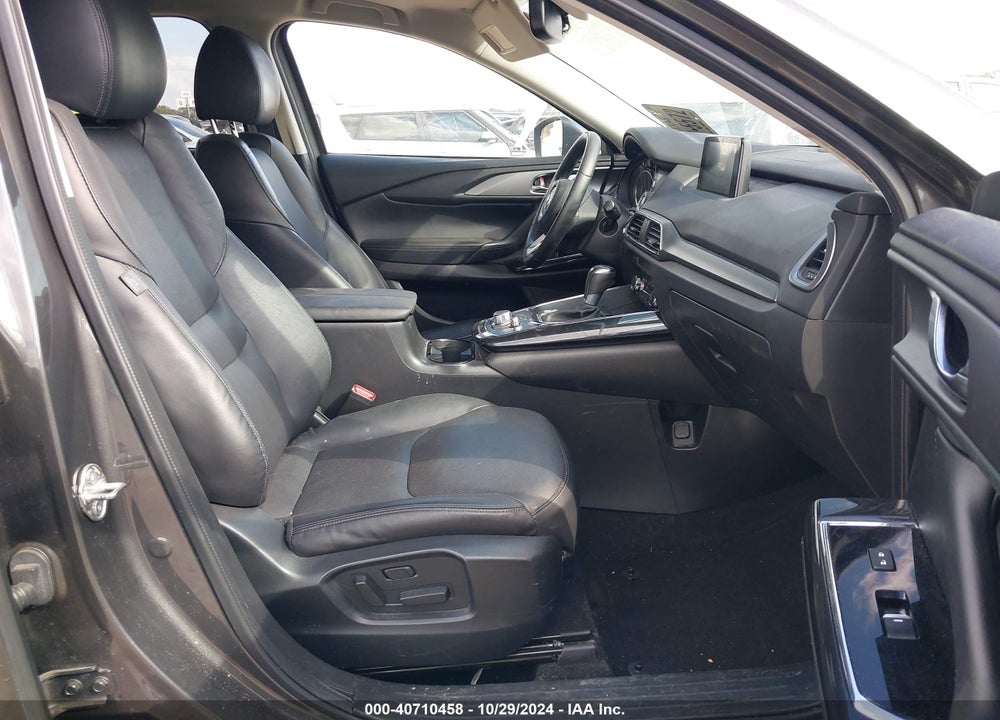 2018 MAZDA CX-9 TOURING VIN: JM3TCACY7J0233698