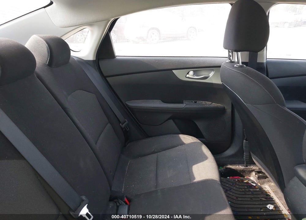 2023 KIA FORTE LXS VIN: 3KPF24ADXPE581621