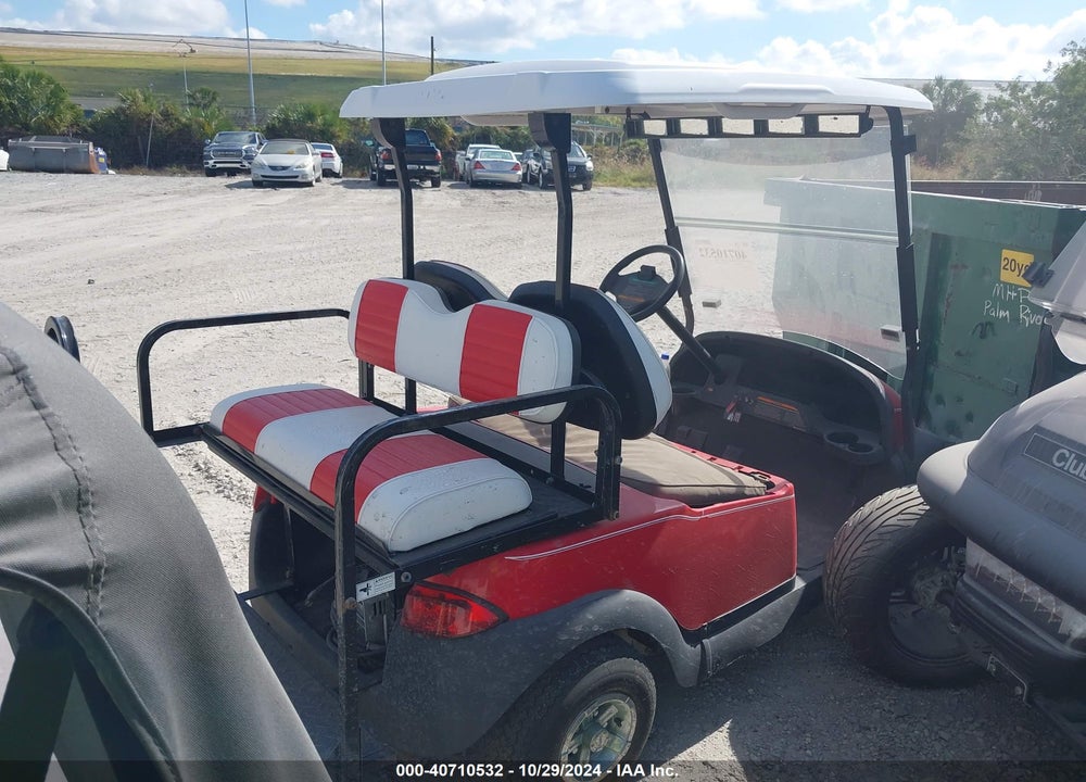 2011 CLUB CAR PRECEDENT VIN: PQ1118190632