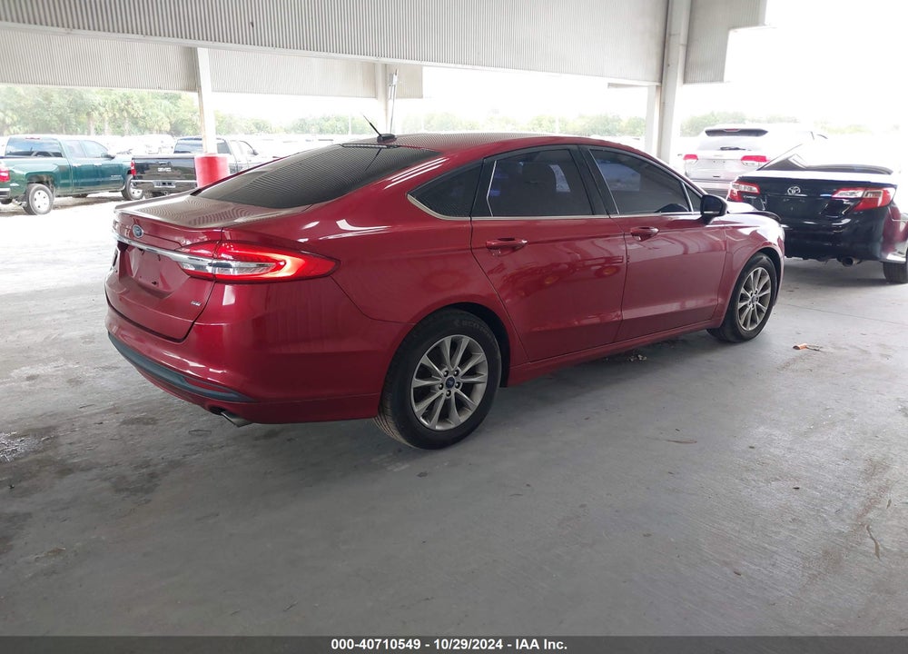 2017 FORD FUSION SE VIN: 3FA6P0H71HR393015