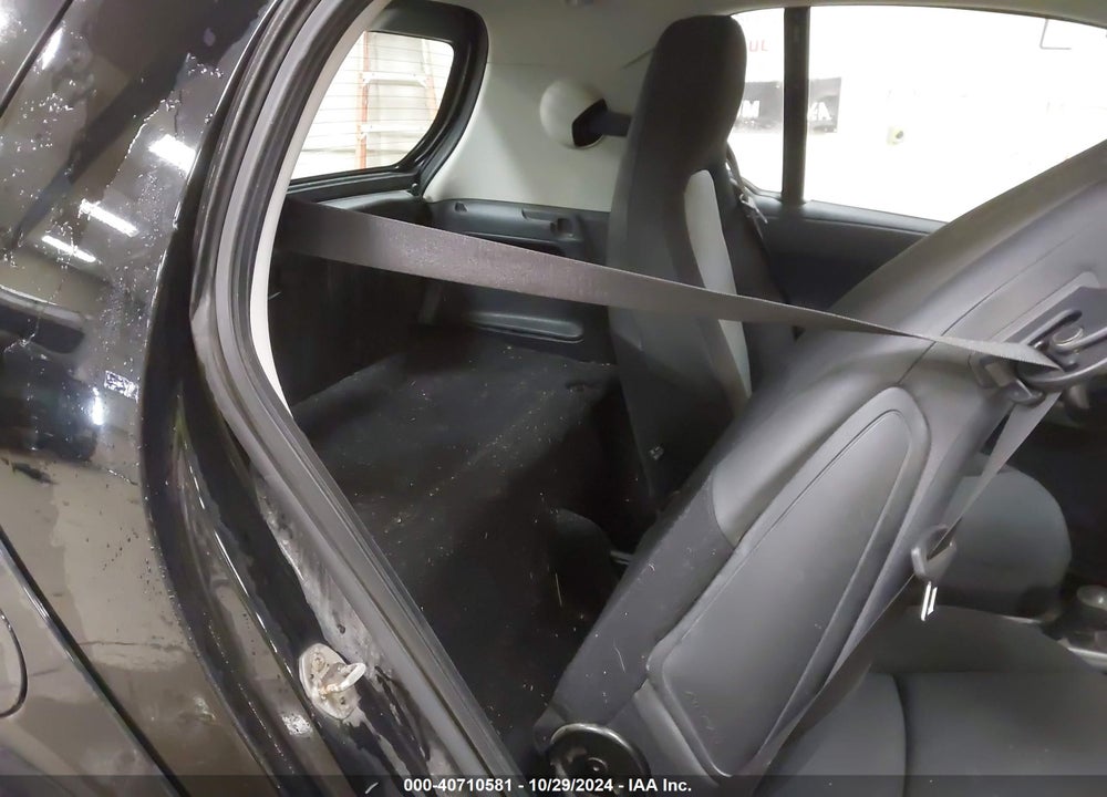 2015 SMART FORTWO PASSION/PURE VIN: WMEEJ3BA7FK797260