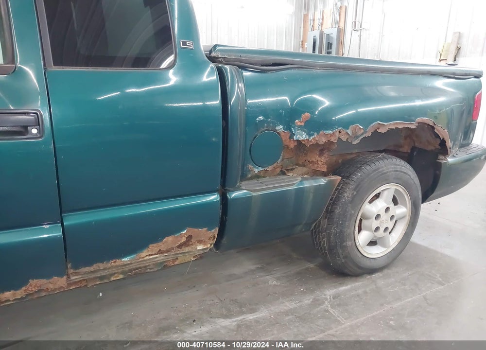 1996 CHEVROLET S TRUCK S10 VIN: 1GCCT19X4T8210083