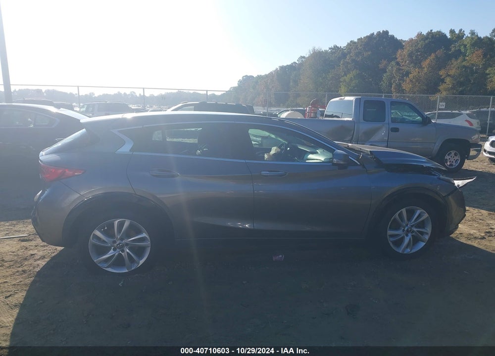 2017 INFINITI QX30 VIN: SJKCH5CP6HA035530