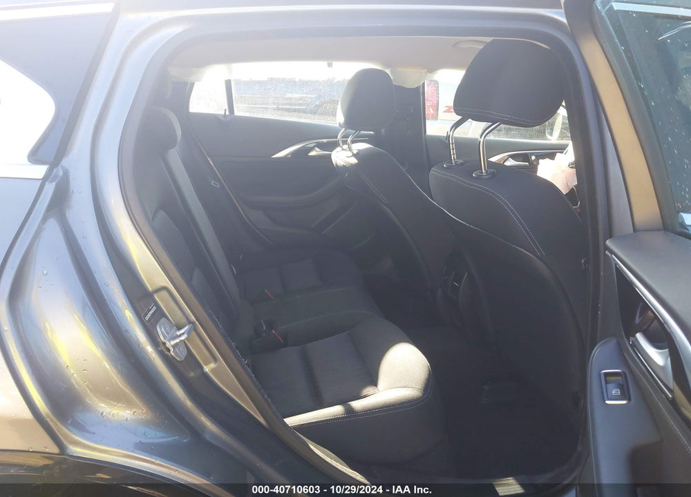 2017 INFINITI QX30 VIN: SJKCH5CP6HA035530