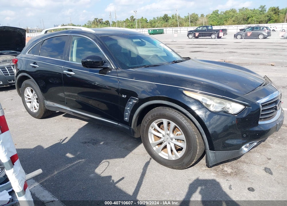 2014 INFINITI QX70 VIN: JN8CS1MW5EM412320