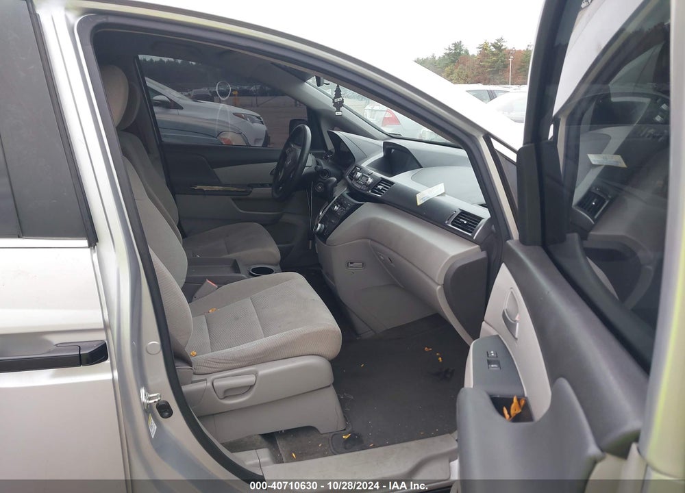 2013 HONDA ODYSSEY LX VIN: 5FNRL5H21DB084273
