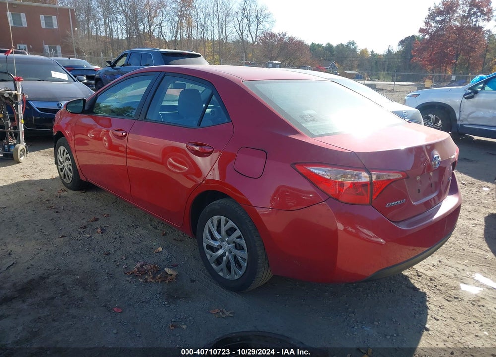 2019 TOYOTA COROLLA LE VIN: 2T1BURHE0KC181207