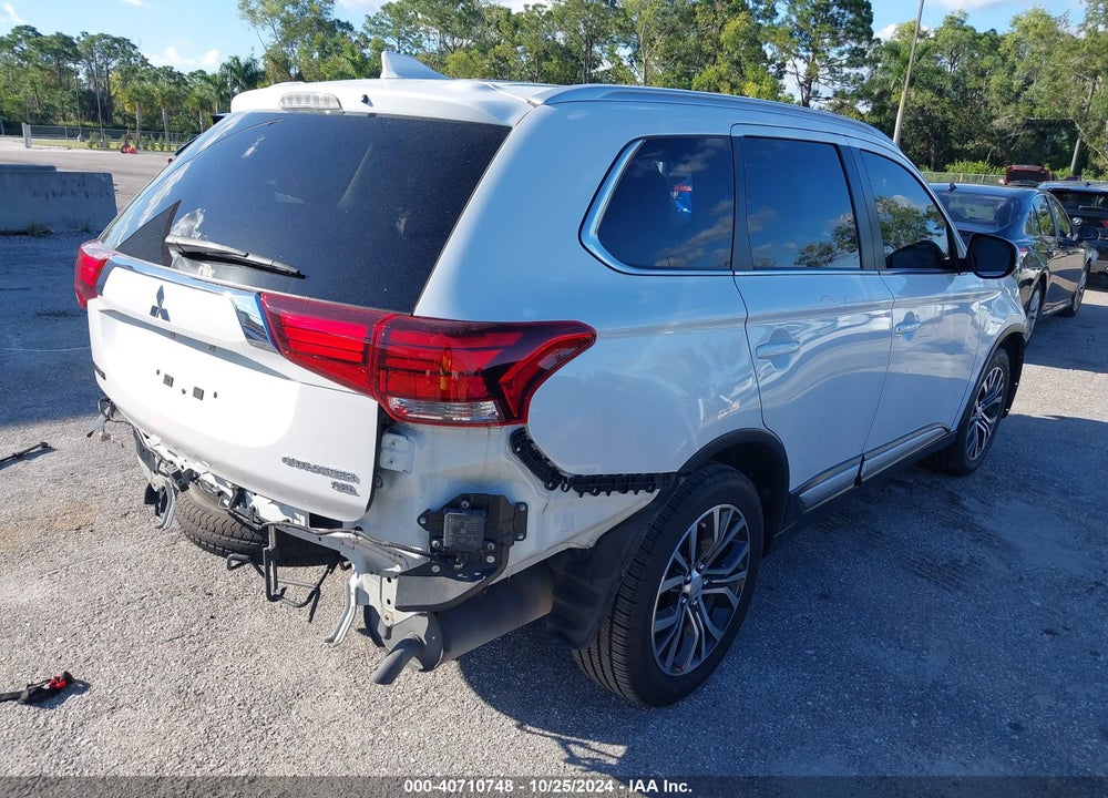 2018 MITSUBISHI OUTLANDER LE/SE/SEL VIN: JA4AD3A32JZ049890