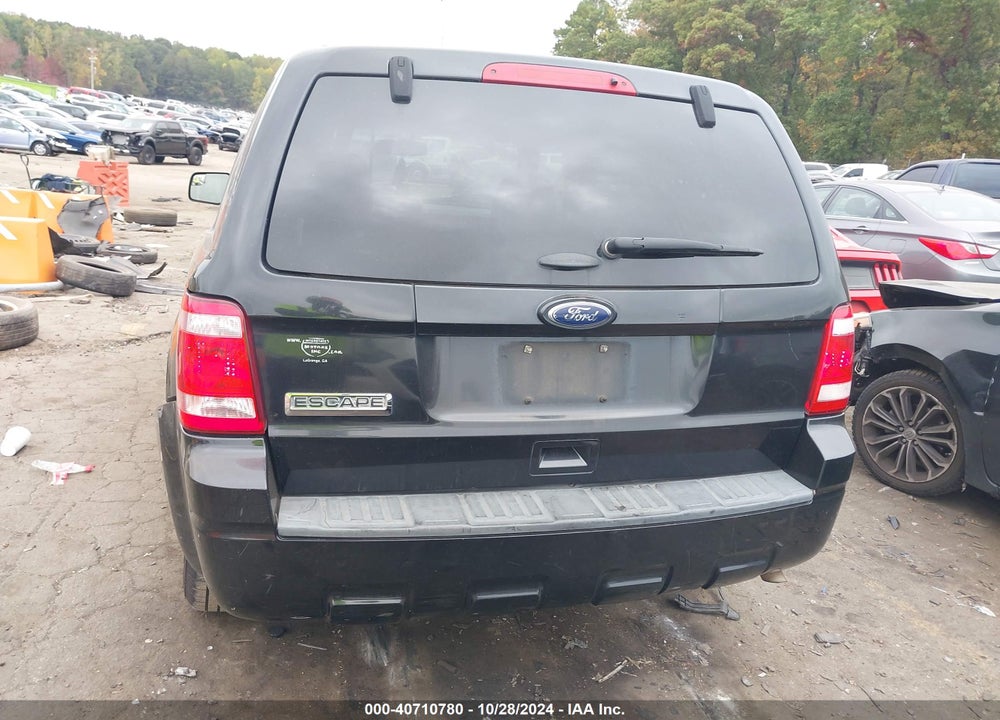 2011 FORD ESCAPE XLS VIN: 1FMCU9C73BKA93808