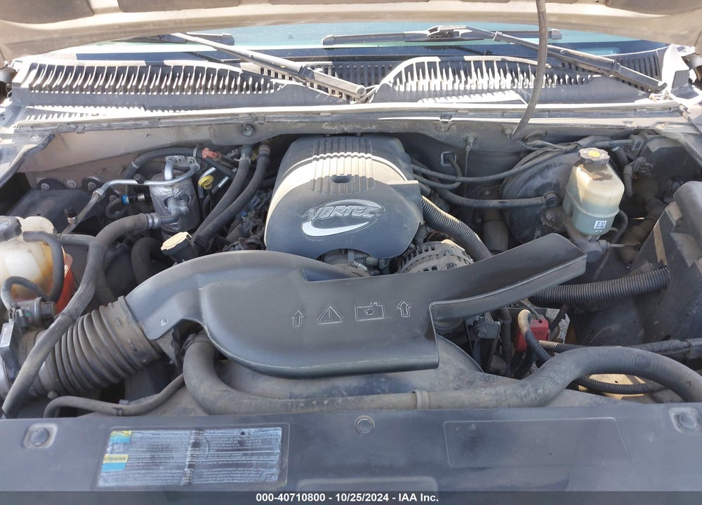 2002 CHEVROLET SUBURBAN 1500 LT VIN: 1GNEC16T82J282008