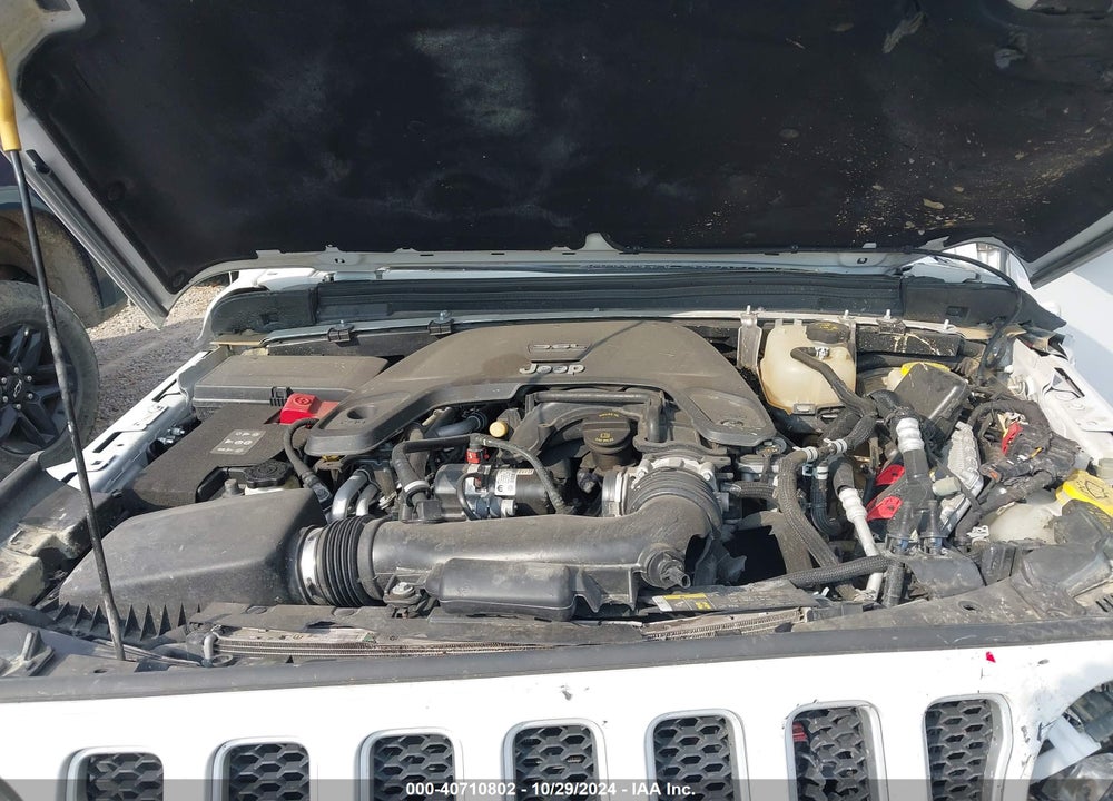 2020 JEEP WRANGLER UNLIMITED SAHARA 4X4 VIN: 1C4HJXEG5LW103530