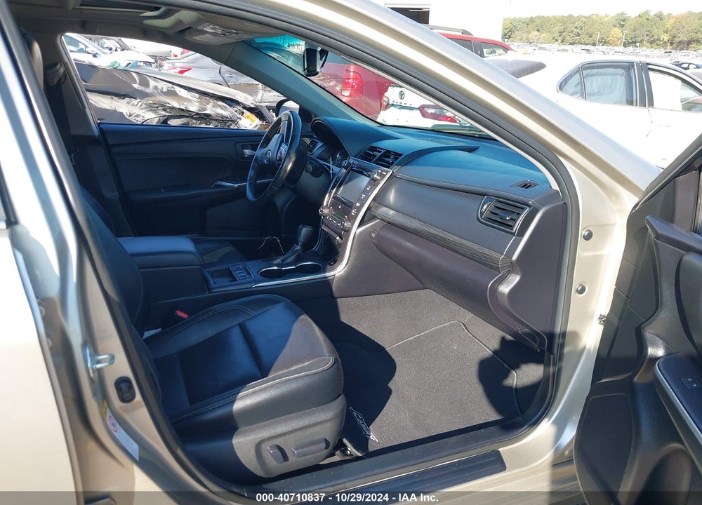 2015 TOYOTA CAMRY HYBRID XLE VIN: 4T1BD1FK5FU172484