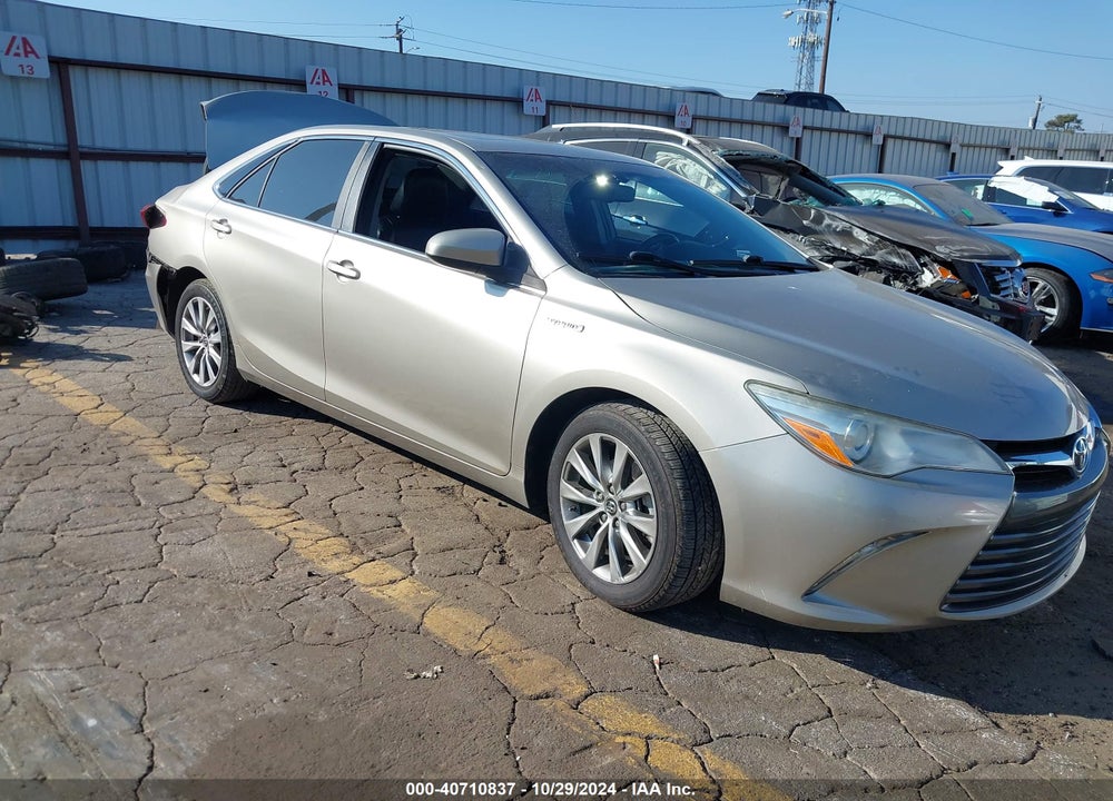 2015 TOYOTA CAMRY HYBRID XLE VIN: 4T1BD1FK5FU172484