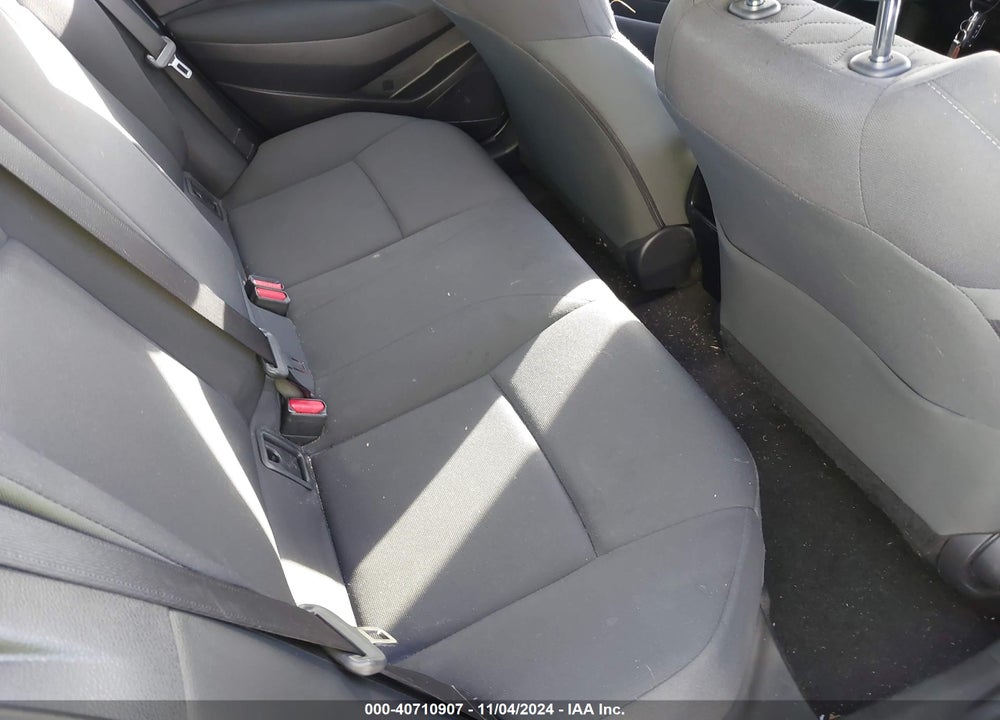 2021 TOYOTA COROLLA LE VIN: JTDEPMAE9MJ185944