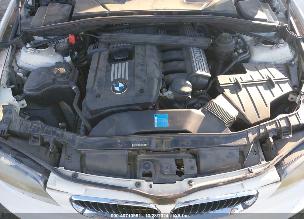 2008 BMW 128I VIN: WBAUP735X8VF06477