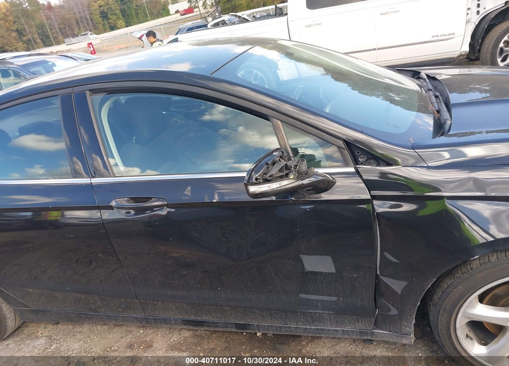 2014 FORD FUSION SE VIN: 1FA6P0H7XE5365891