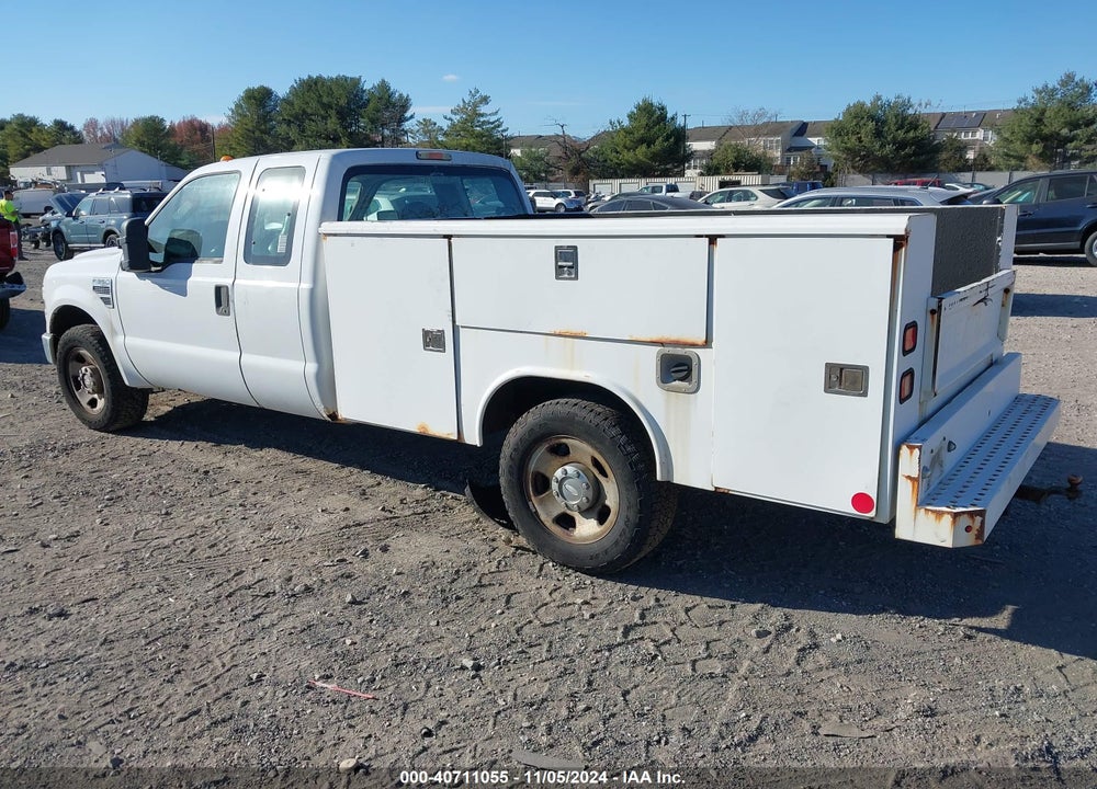 2010 FORD F-350 CHASSIS LARIAT/XL/XLT VIN: 1FDWX3E54AEA26449