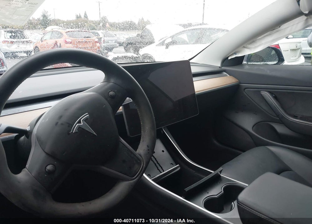 2019 TESLA MODEL 3 VIN: 5YJ3E1EB7KF526628