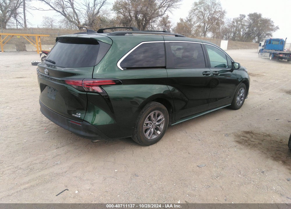 2022 TOYOTA SIENNA LE VIN: 5TDBSKFC4NS069956