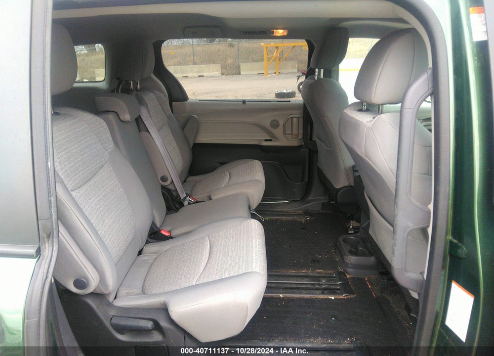 2022 TOYOTA SIENNA LE VIN: 5TDBSKFC4NS069956