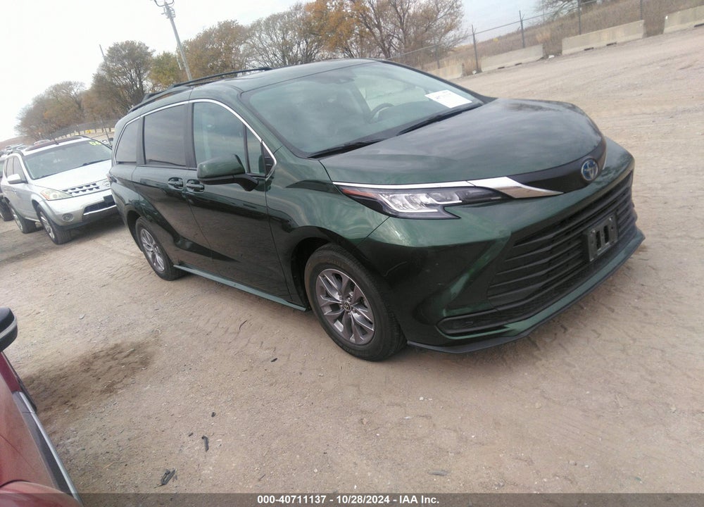 2022 TOYOTA SIENNA LE VIN: 5TDBSKFC4NS069956
