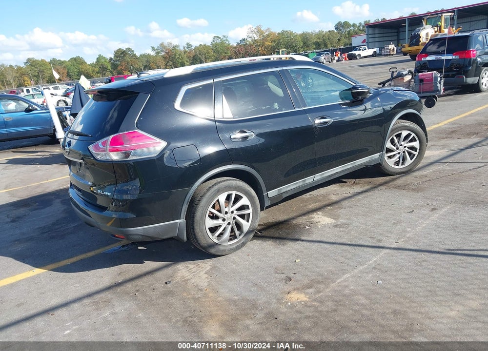 2015 NISSAN ROGUE SL VIN: 5N1AT2MV3FC760195