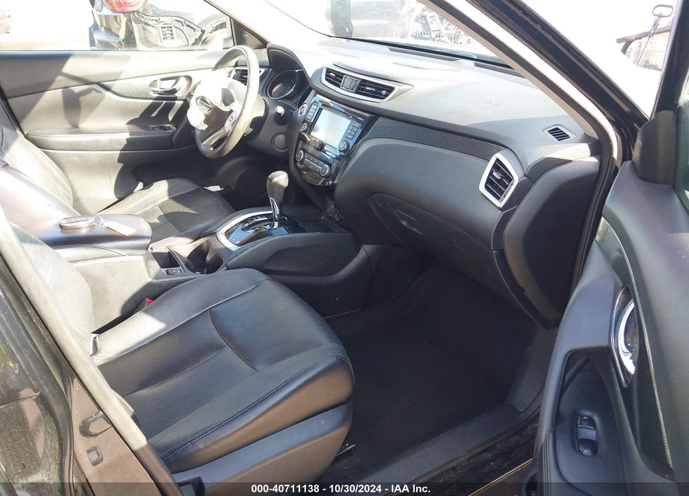 2015 NISSAN ROGUE SL VIN: 5N1AT2MV3FC760195