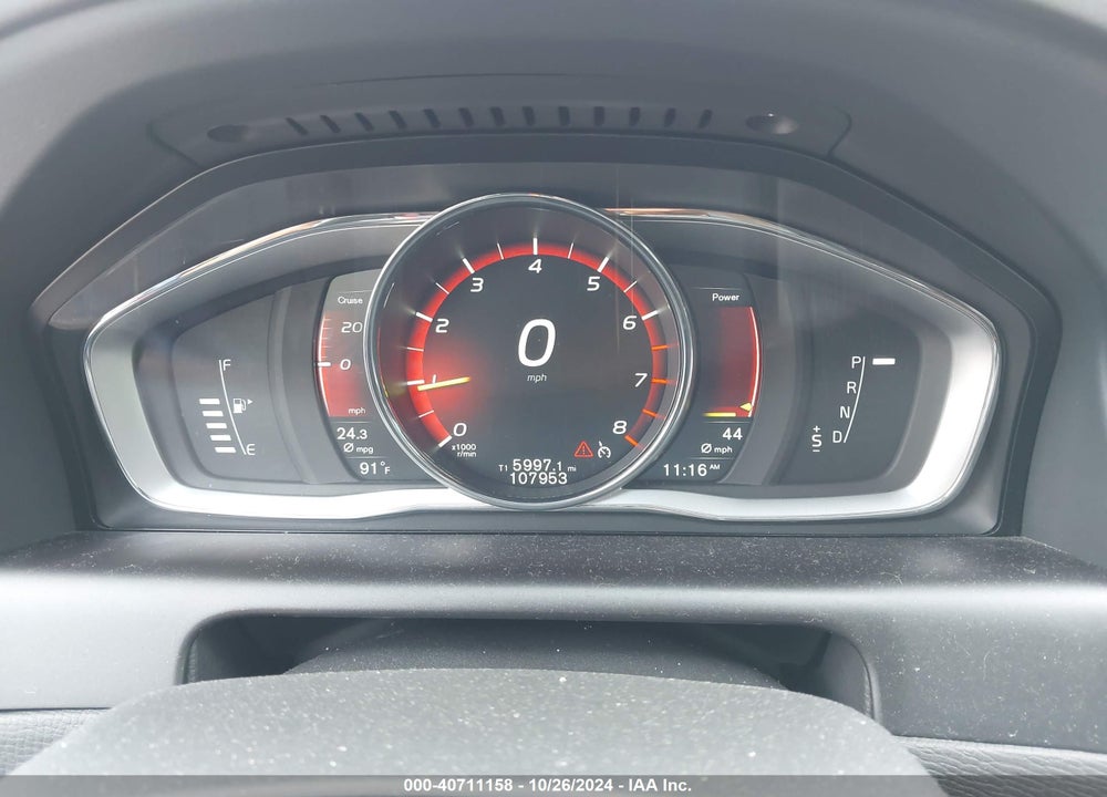 2017 VOLVO XC60 T5 DYNAMIC VIN: YV440MDRXH2113856