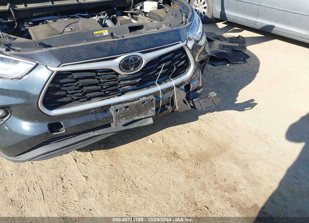 2021 TOYOTA HIGHLANDER XLE VIN: 5TDGZRBH8MS058260