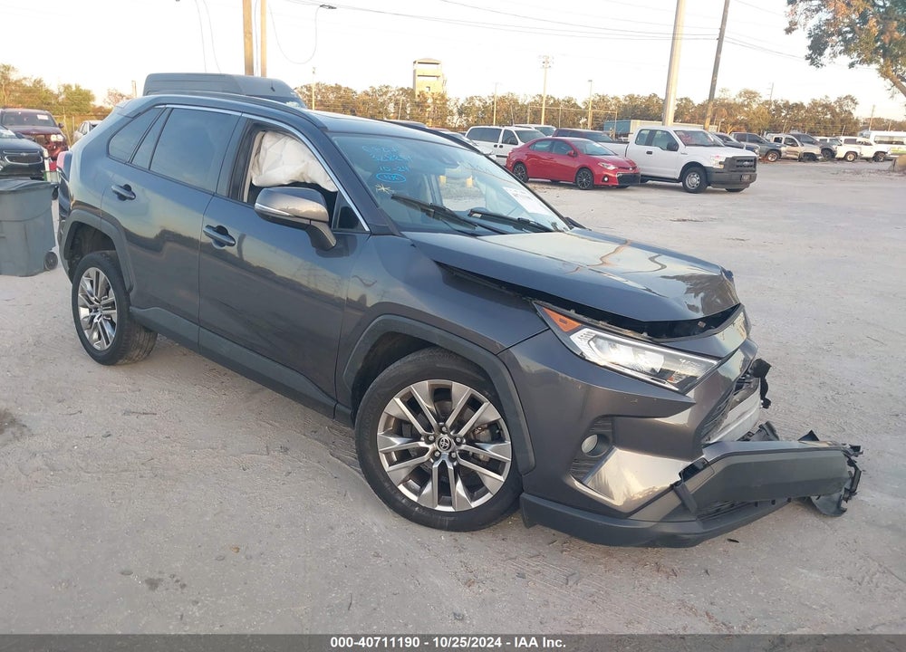 2020 TOYOTA RAV4 XLE PREMIUM VIN: JTMC1RFV7LJ019063