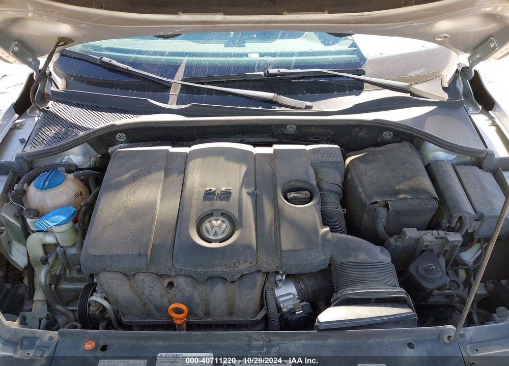 2012 VOLKSWAGEN PASSAT 2.5L SE VIN: 1VWBH7A37CC057718