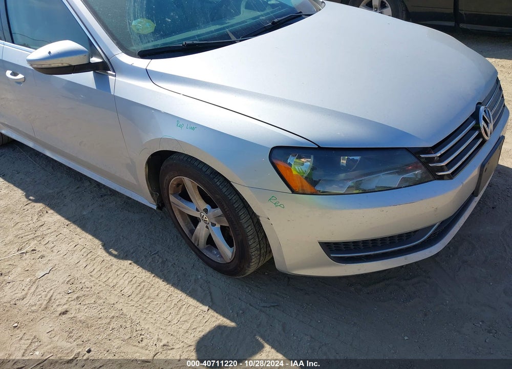 2012 VOLKSWAGEN PASSAT 2.5L SE VIN: 1VWBH7A37CC057718
