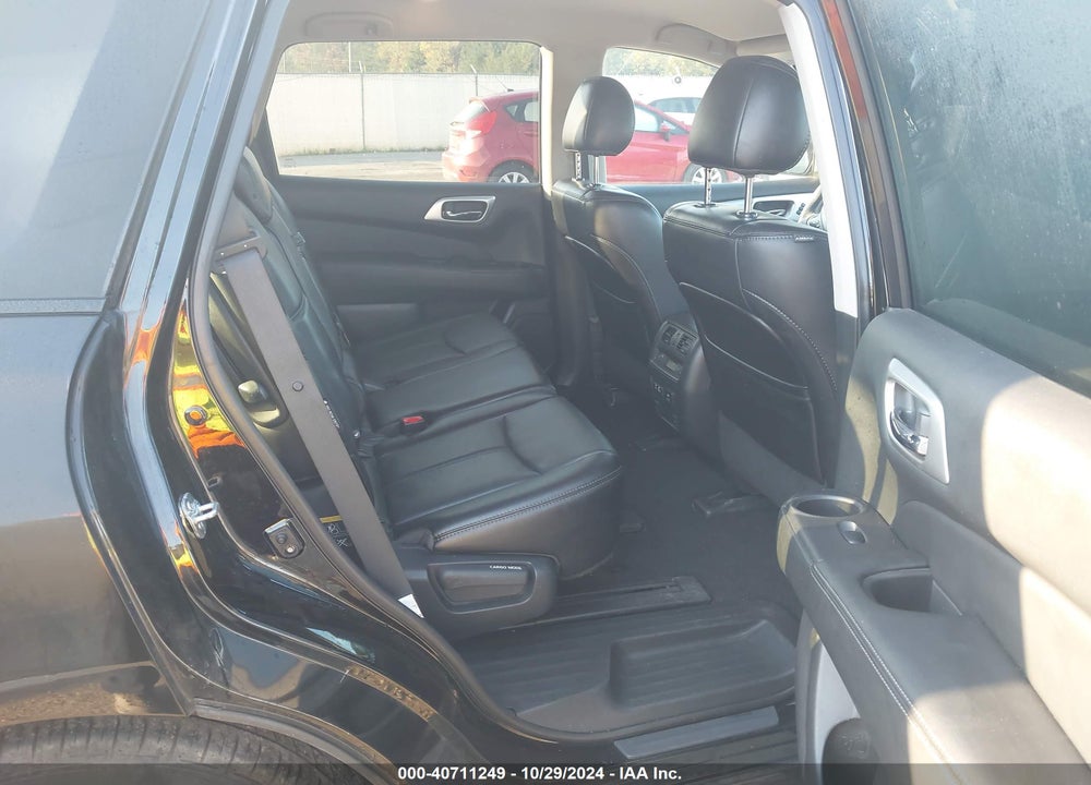 2020 NISSAN PATHFINDER SL 2WD VIN: 5N1DR2CN0LC601644