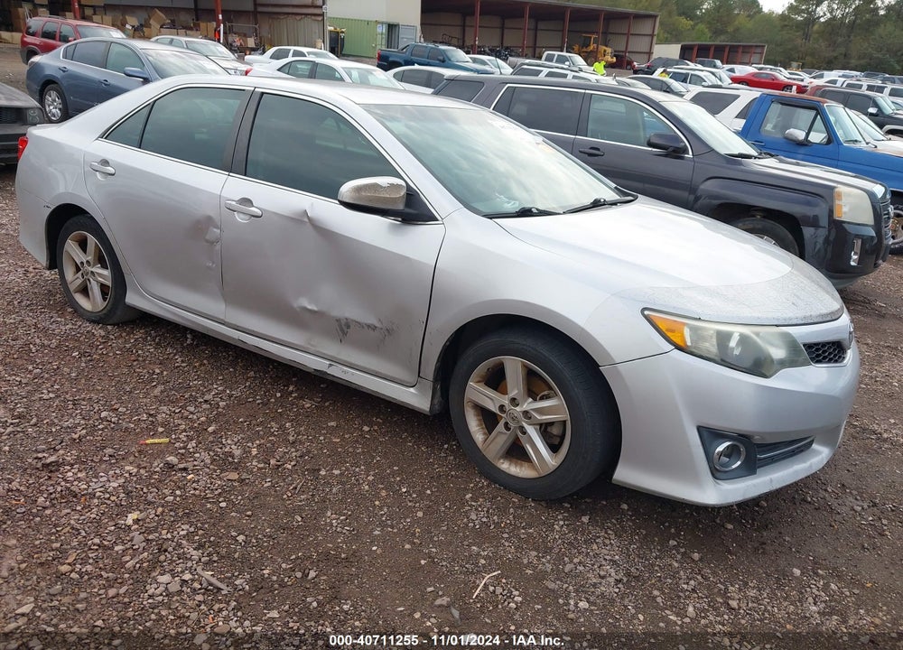 2014 TOYOTA CAMRY SE VIN: 4T1BF1FK7EU812493